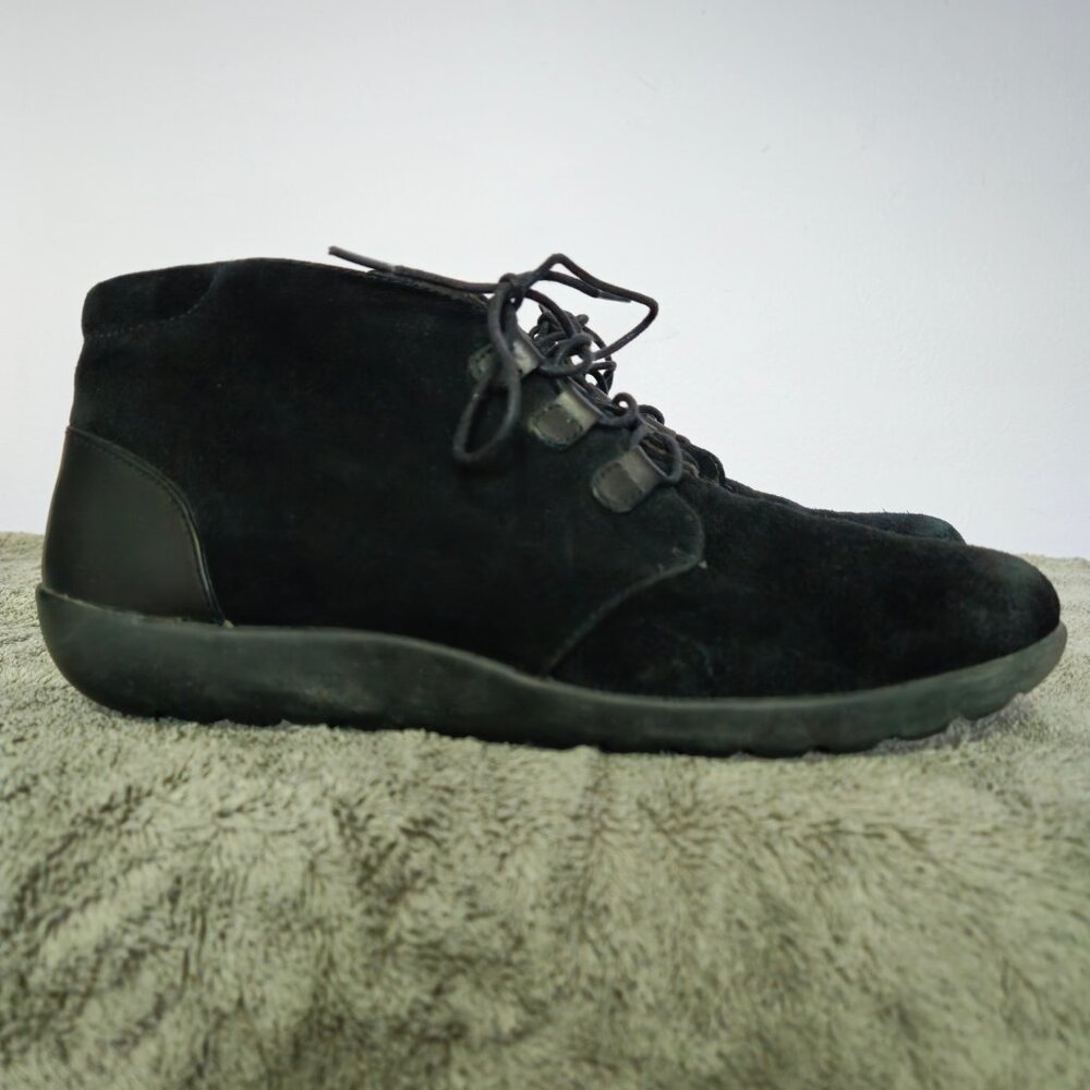 Clarks Women's Medora Sage Bootie cushion soles leather suede upper size 8